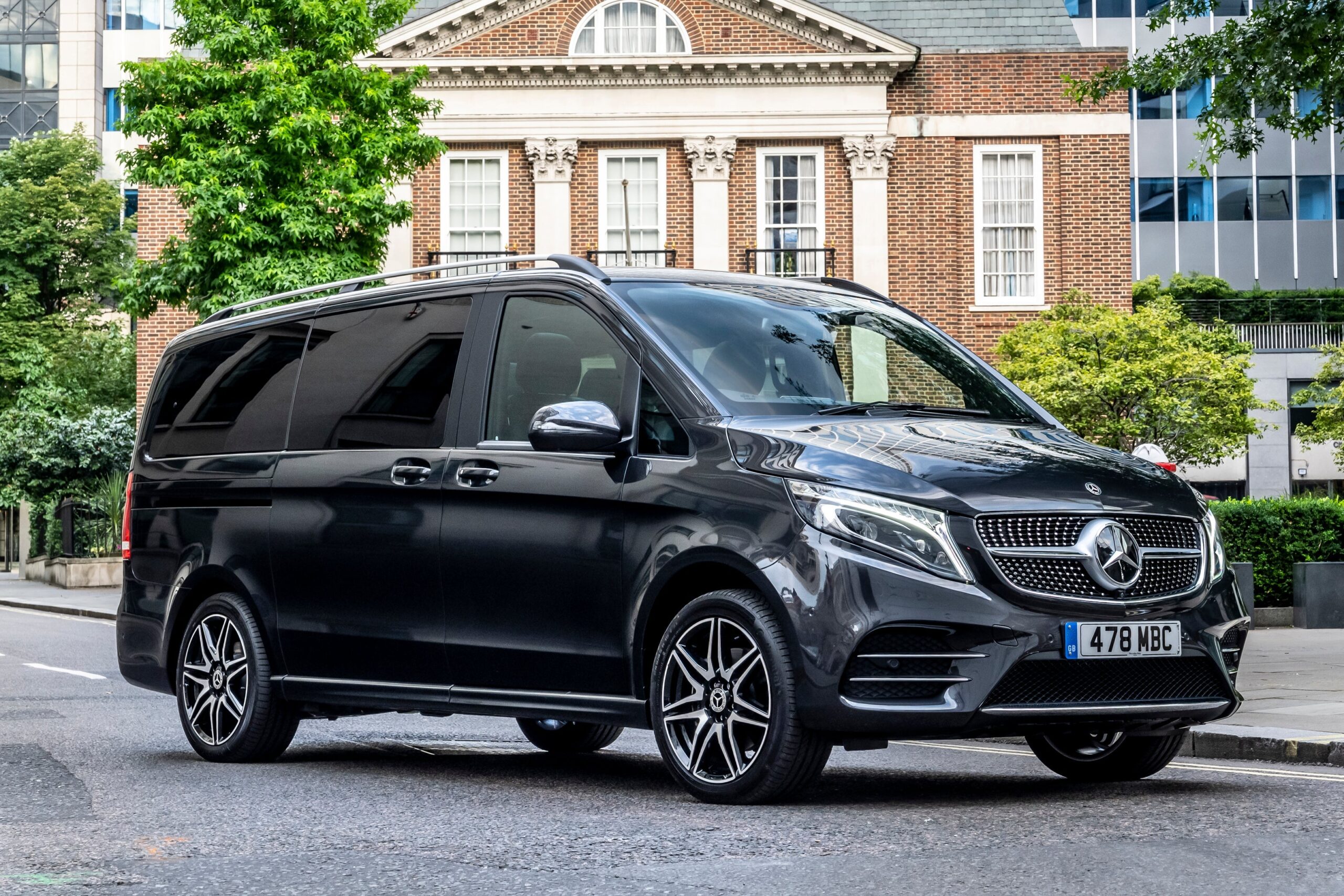 Mercedes-Benz V-Class Review 2023