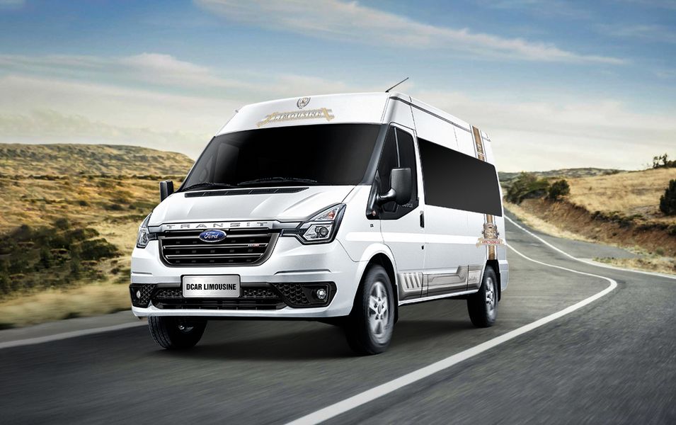 Ford Transit Limousine 2022