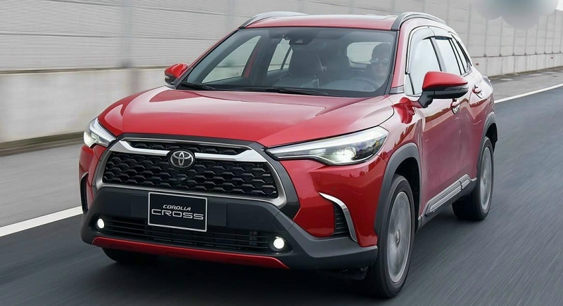 Cản dưới Corolla Cross 2023 bằng nhựa đen nhám mở rộng hầm hố